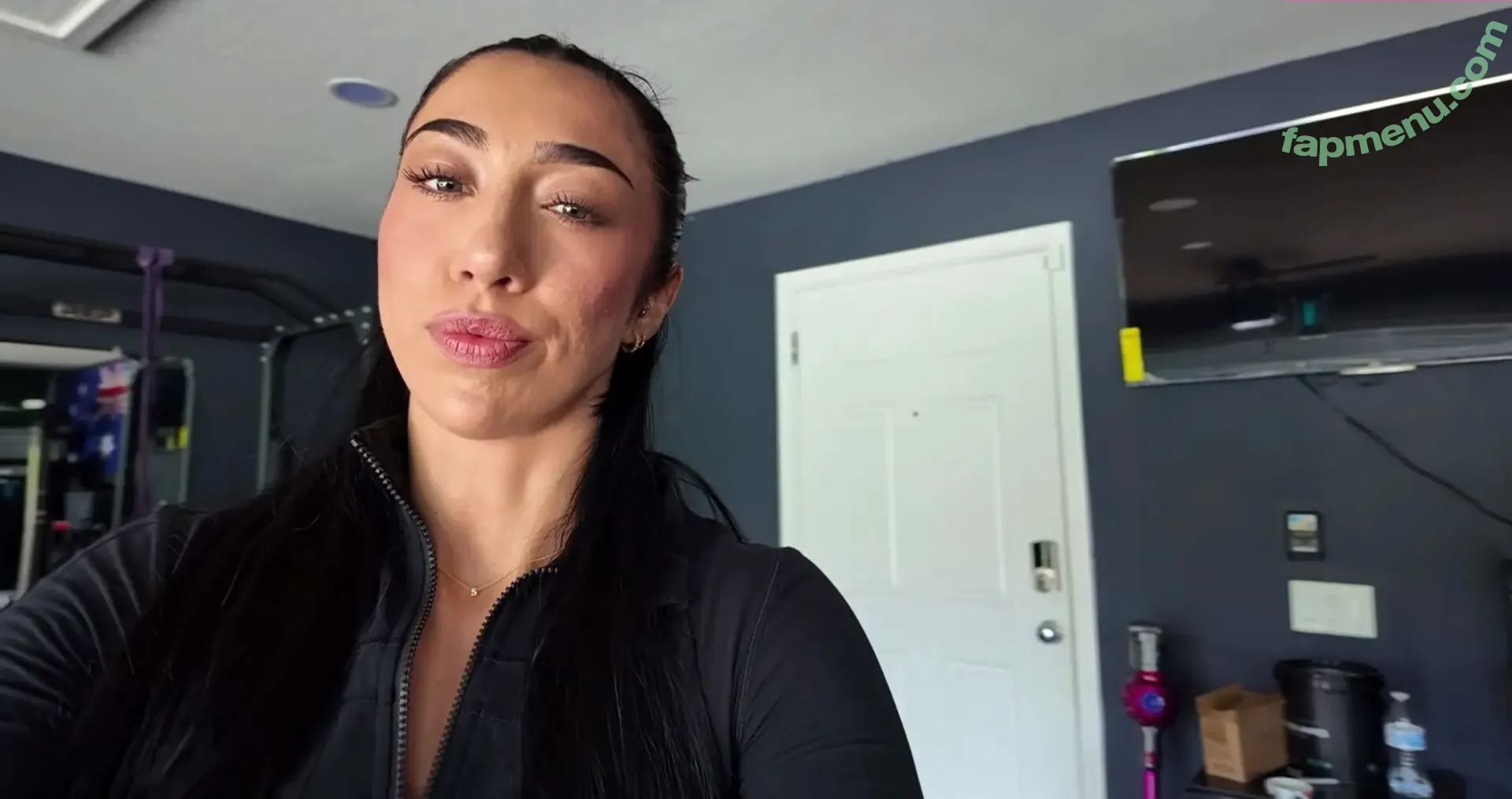 Indi Hartwell nude photo #0366 (indihartwell)