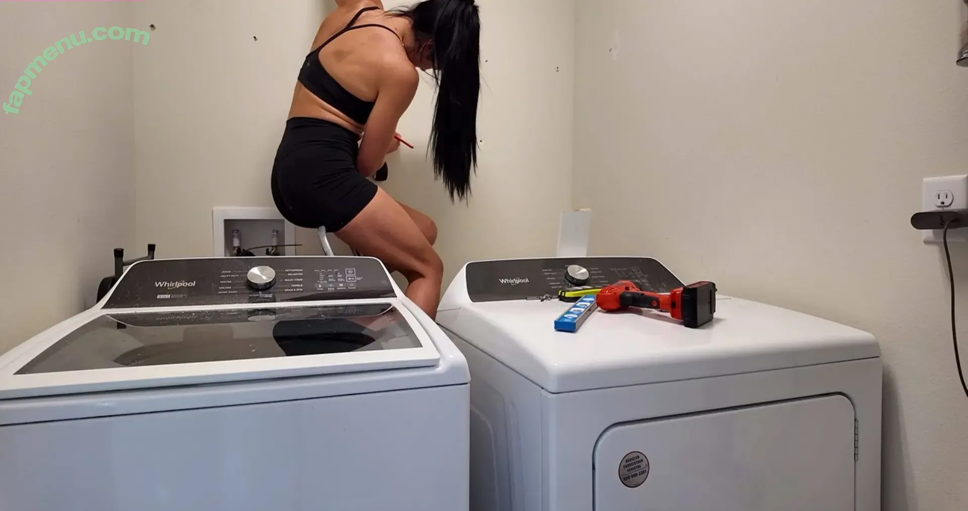 Indi Hartwell nude photo #0401 (indihartwell)