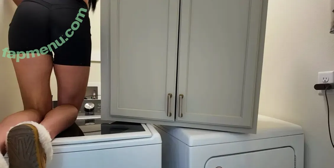 Indi Hartwell nude photo #0403 (indihartwell)