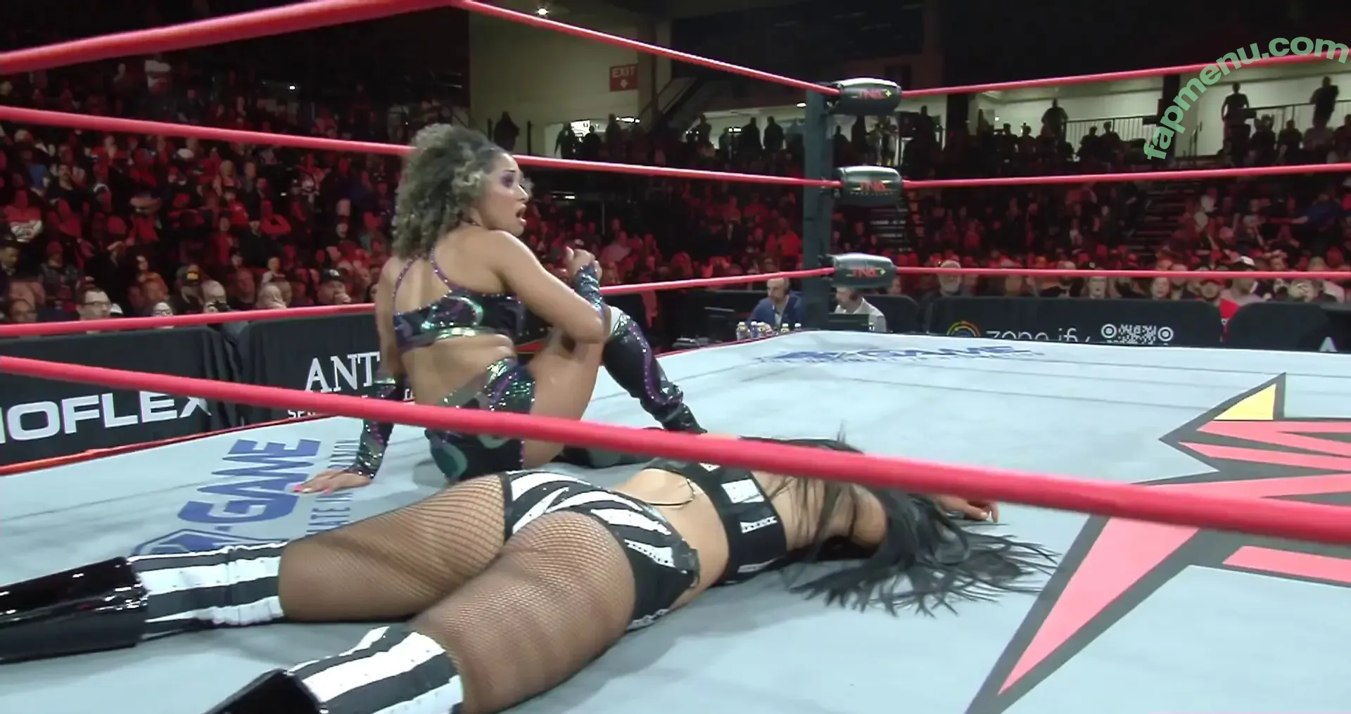 Indi Hartwell nude photo #0461 (indihartwell)