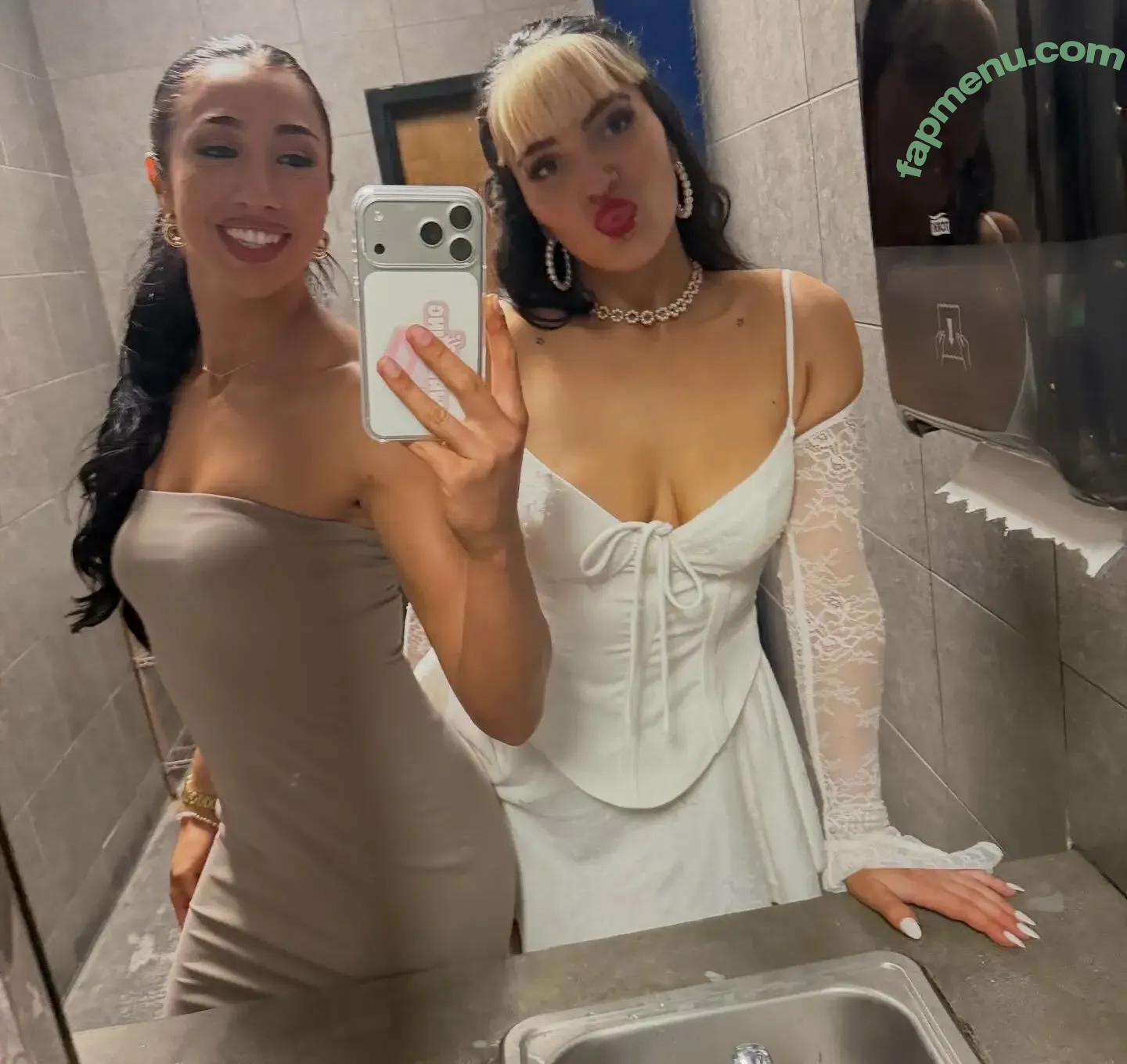 Indi Hartwell nude photo #0502 (indihartwell)