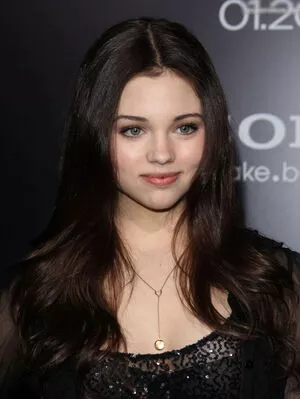 India Eisley / indiaeisley nude photo #0072