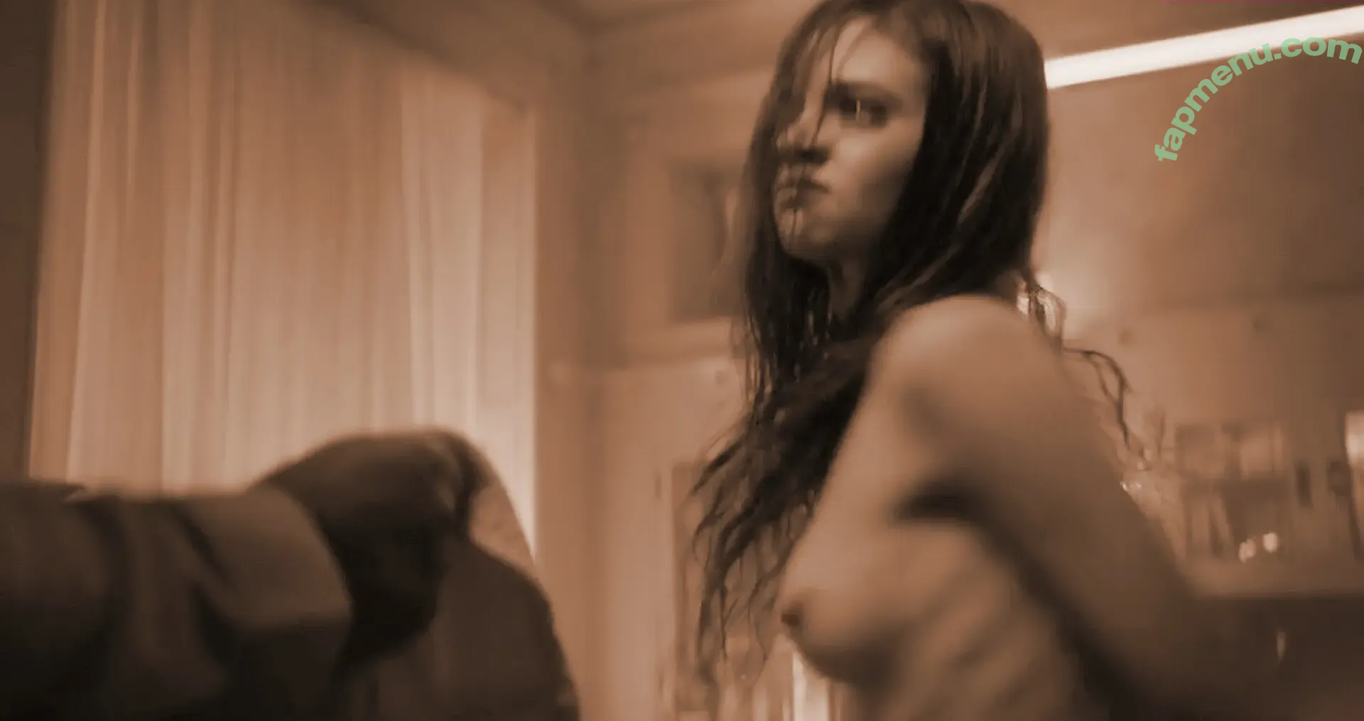 India Eisley nude photo #0161 (indiaeisley)