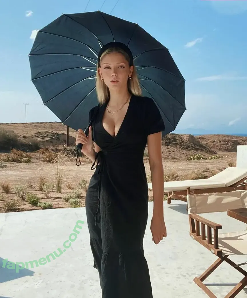 India Rawsthorn nude photo #0020 (indiarawsthorn / sunnymonday)