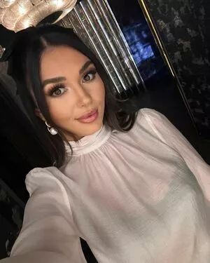 India Reynolds / indiareynolds / lovefromreyn nude photo #0936