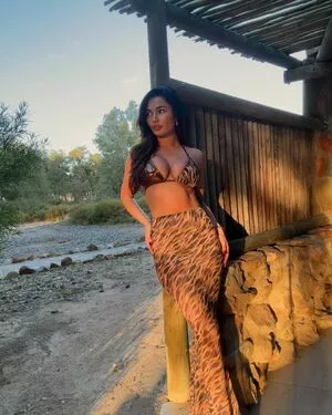 India Reynolds / indiareynolds / lovefromreyn nude photo #1026