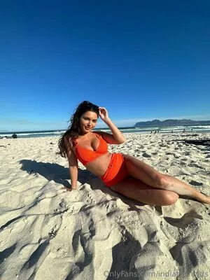 India Reynolds / indiareynolds / lovefromreyn nude photo #1043