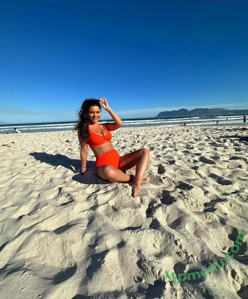 India Reynolds nude photo #1011 (indiareynolds / lovefromreyn)