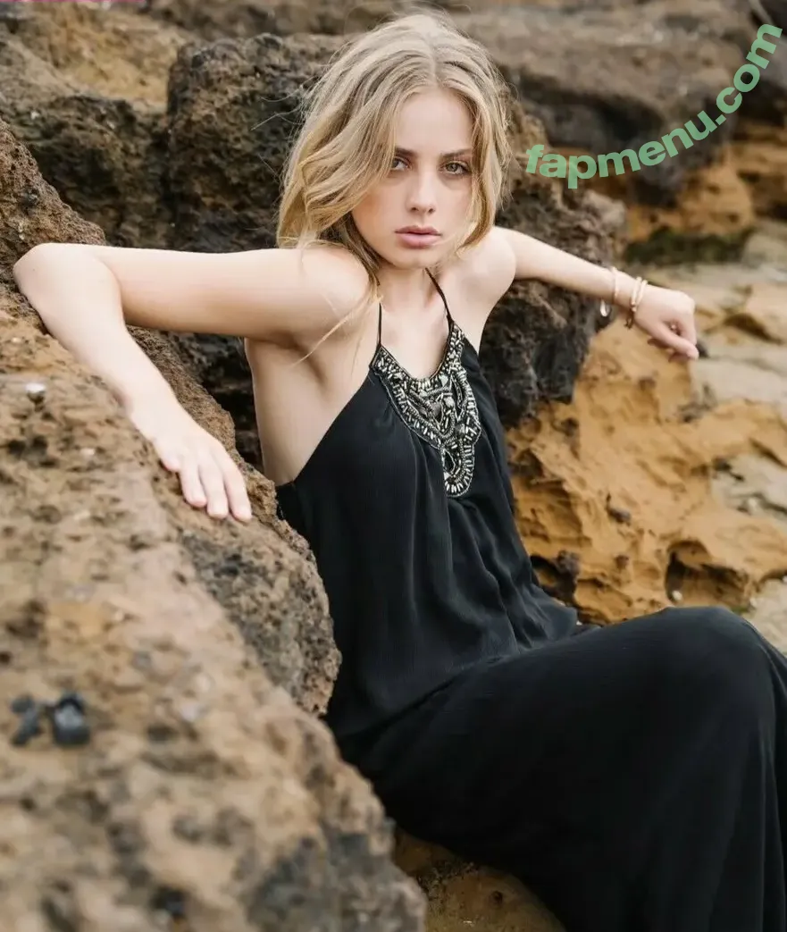 India Woollard nude photo #0022 (indiareynolds / indiawoollard)