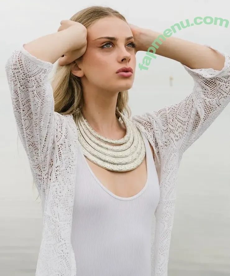 India Woollard nude photo #0032 (indiareynolds / indiawoollard)