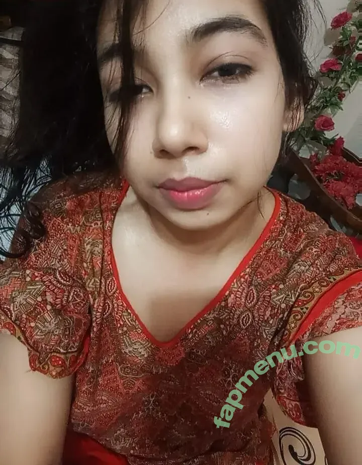 Indian Exhibition nude photo #0023 (india.exhibition)