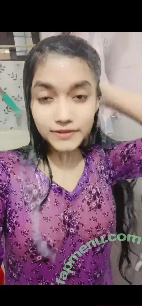 Indian Exhibition nude photo #0036 (india.exhibition)