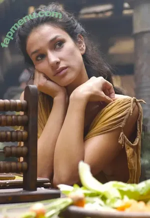 Indira Varma / indiravarma nude photo #0155