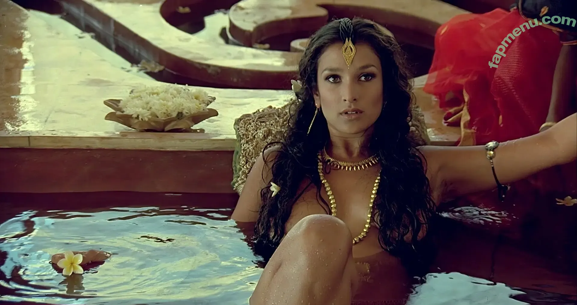 Indira Varma nude photo #0042 (indiravarma)