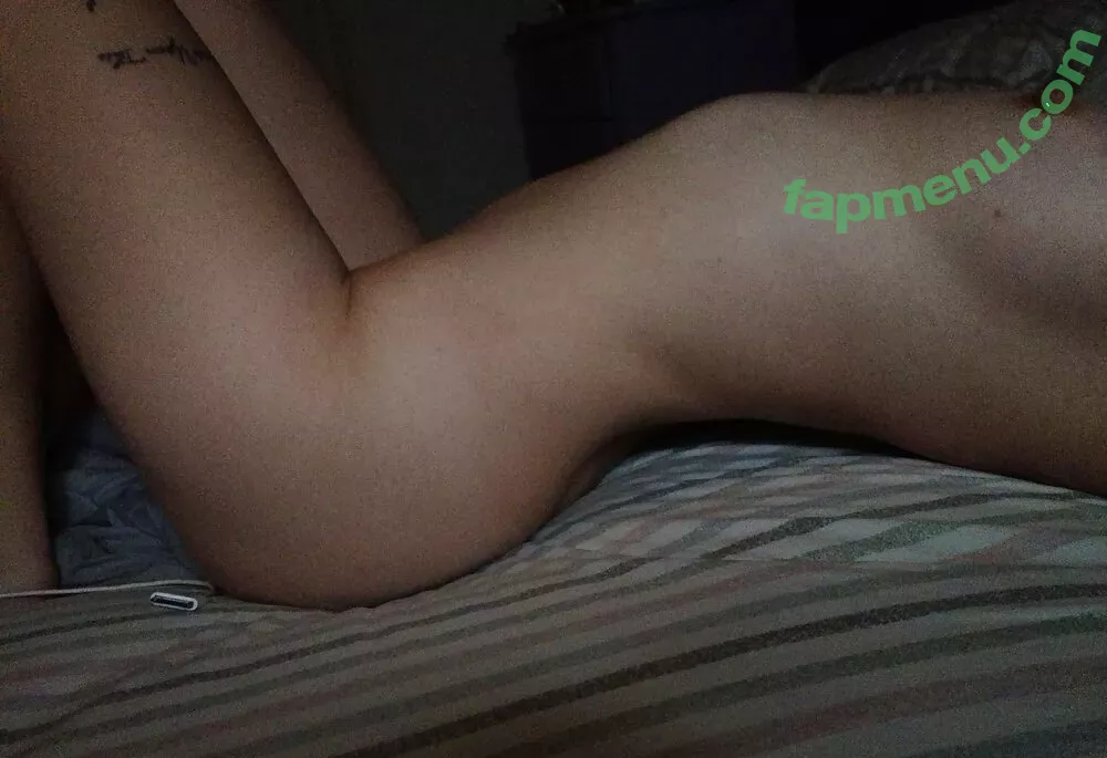 Indoorcat nude photo #0056 (realindoorcat)
