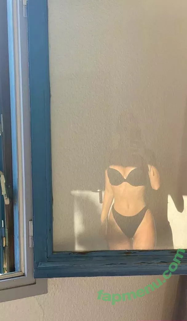Indymendee_ nude photo #0002 (Indymendee_)