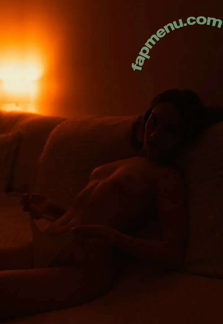 Indyr.ae nude photo #0007 (Indyr.ae)