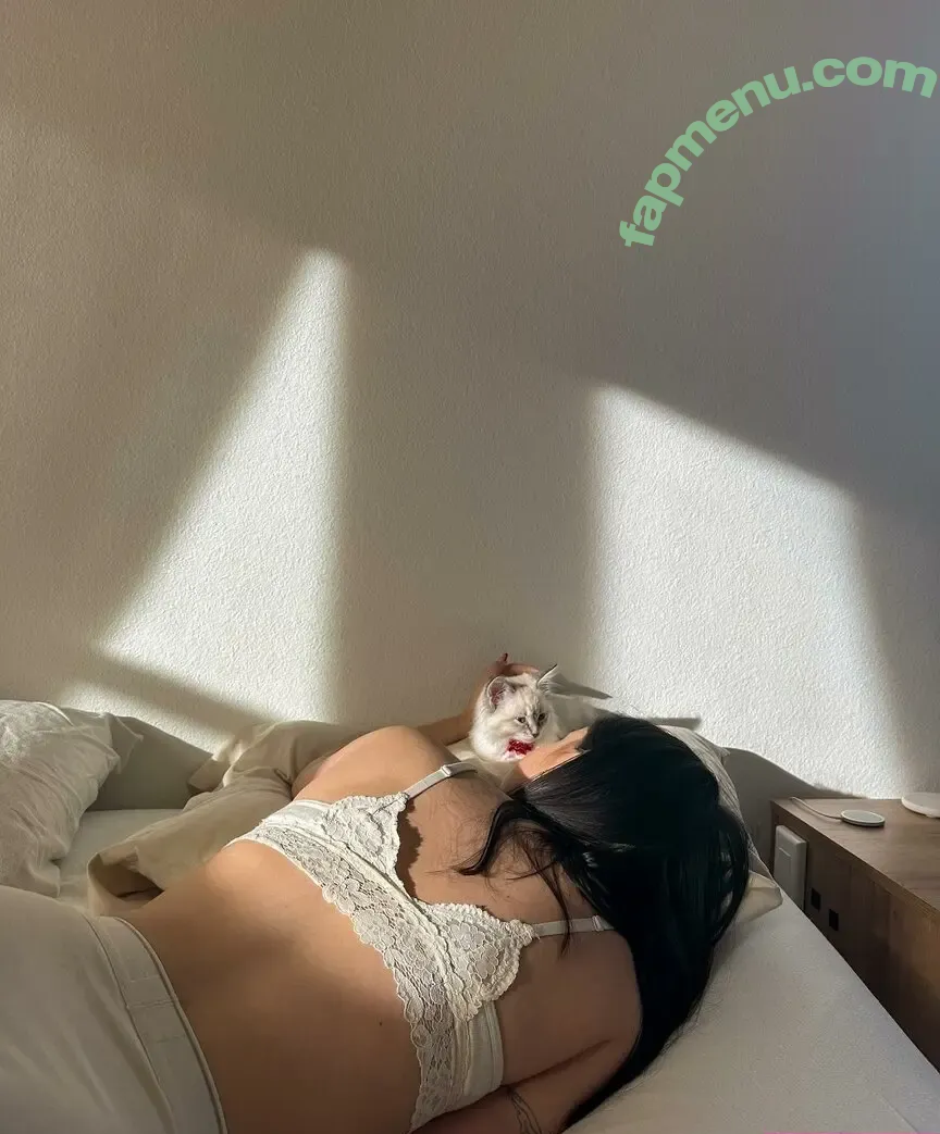 ines.roml nude photo #0122 (inesangelova)