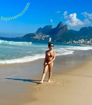 Ingrid Guimarães / ingridguimaraes nude photo #0017