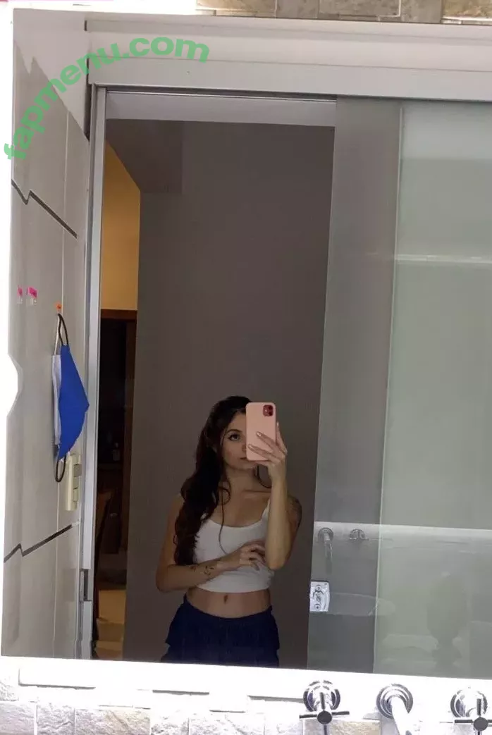 Ingrid Larissa nude photo #0017 (_ingridlarissa / yayahuz)
