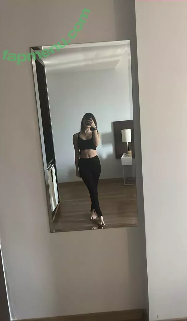 Ingrid Larissa nude photo #0074 (_ingridlarissa / yayahuz)
