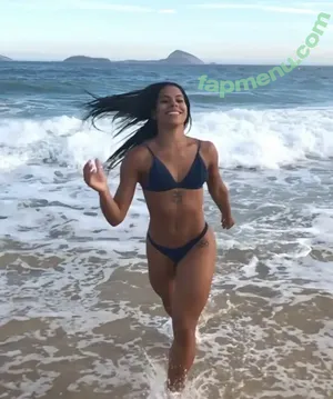 Ingrid Oliveira / Ingrid Bronze / ingrid.oliveira96 nude photo #0065