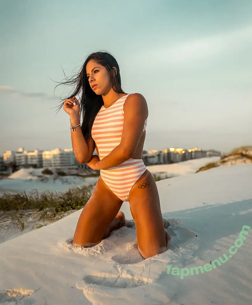 Ingrid Oliveira nude photo #0073 (Ingrid Bronze / ingrid.oliveira96)