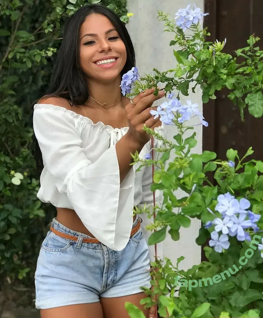 Ingrid Oliveira nude photo #0106 (Ingrid Bronze / ingrid.oliveira96)