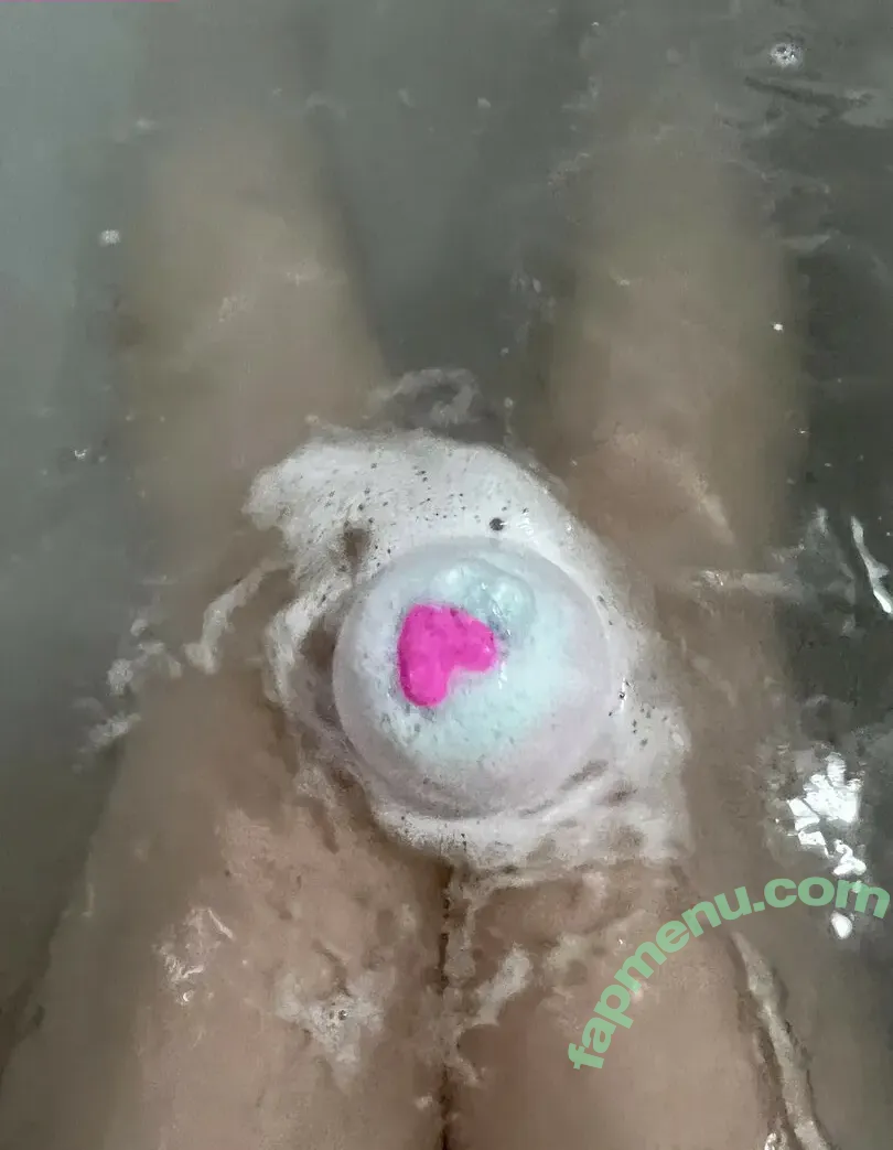inislein nude photo #0004 (inislein)