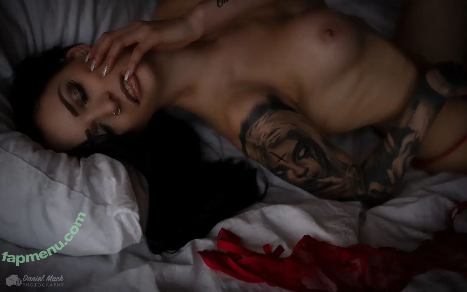 Inked_ShutUpHooker nude photo #0045 (_inked_shutuphooker / shutuphooker)