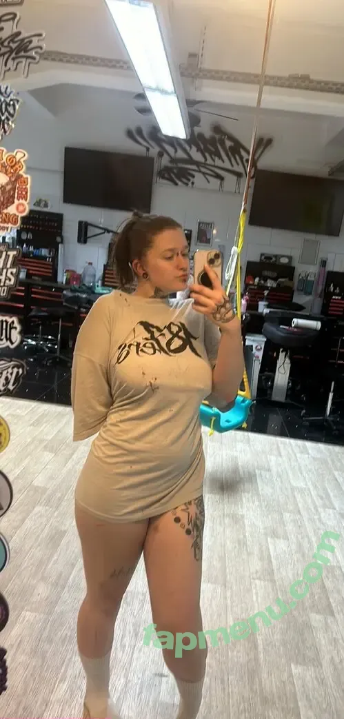 inked.yari nude photo #0006 (inked.yari)