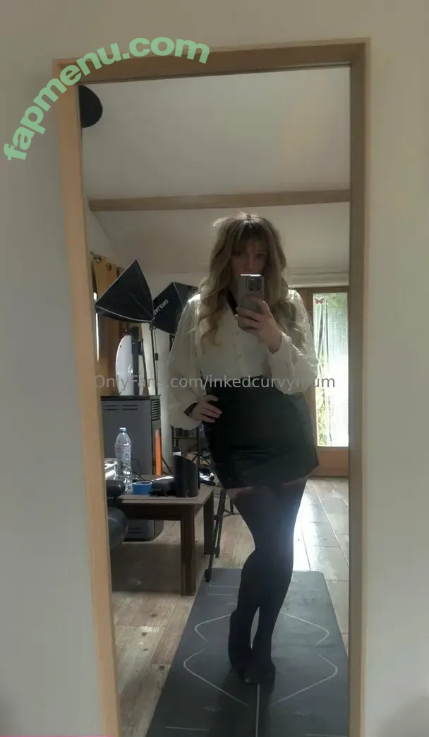 inkedcurvymum nude photo #0053 (inkedcurvymum)