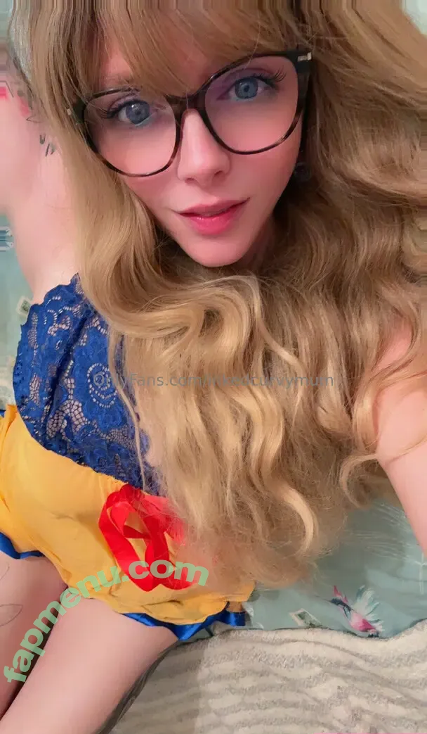 inkedcurvymum nude photo #0056 (inkedcurvymum)