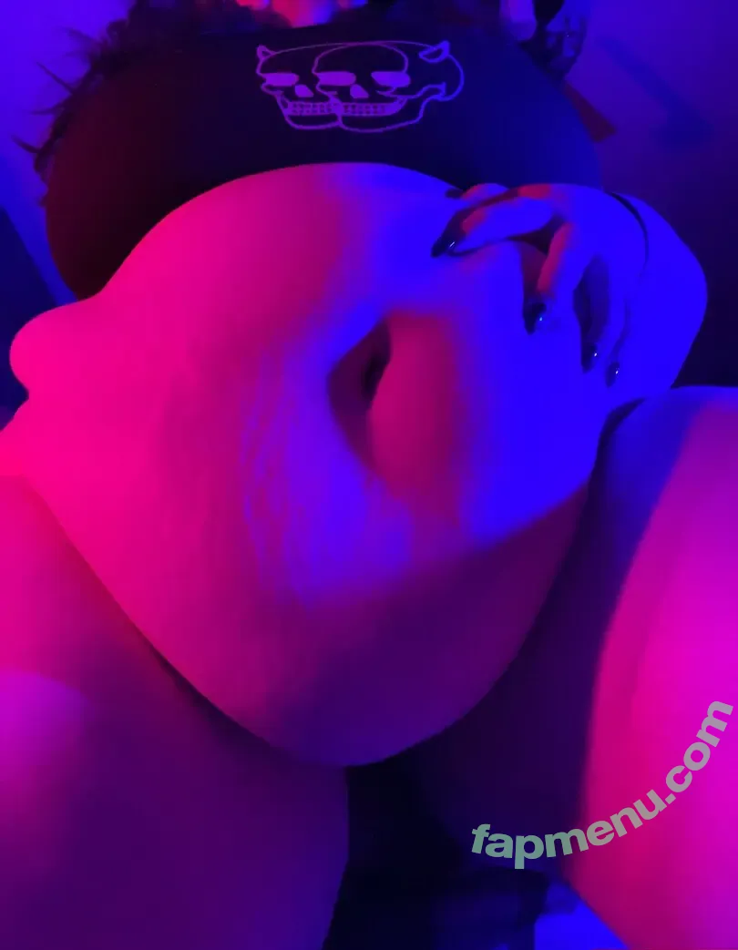 inkiighost nude photo #0148 (inkiighost_)