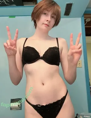 inlovewithlylah / Lylah / lylahoriginal nude photo #0018