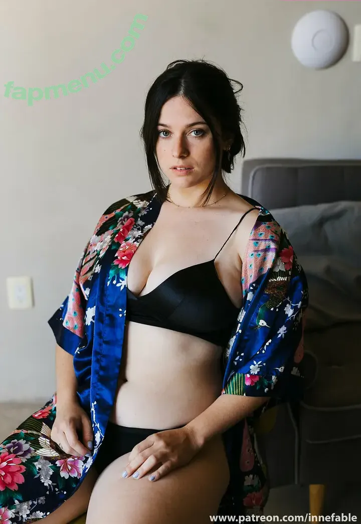 Innefable nude photo #0023 (innefable_cl / neffilicious)
