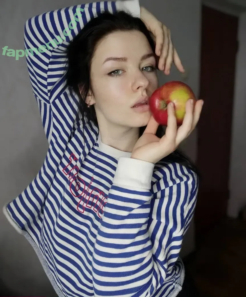 Innervus nude photo #0184 (Anna)