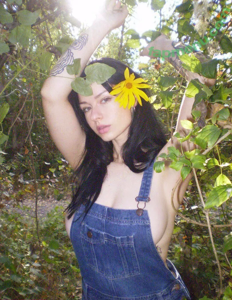 innervus nude photo #3747 (Instagram)