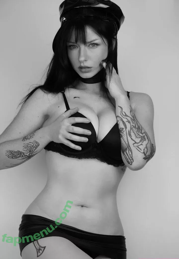 innervus nude photo #3931 (Instagram)