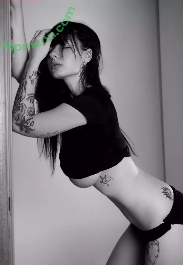 innervus nude photo #3959 (Instagram)