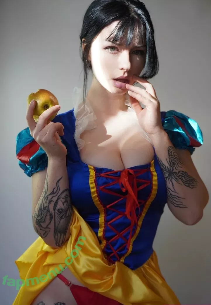 innervus nude photo #3998 (Instagram)