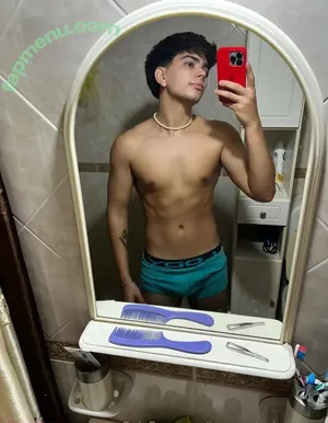 innocentprincessxx / pr_i_t_u_u_u_99 nude photo #0081