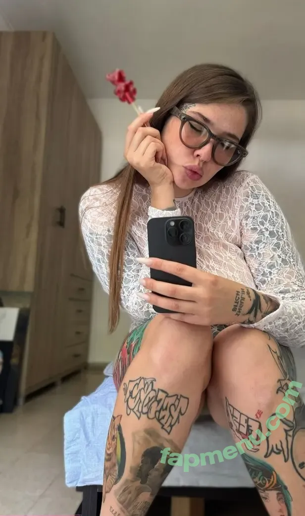 insulin_bitch nude photo #0007 (insulin_bitch)