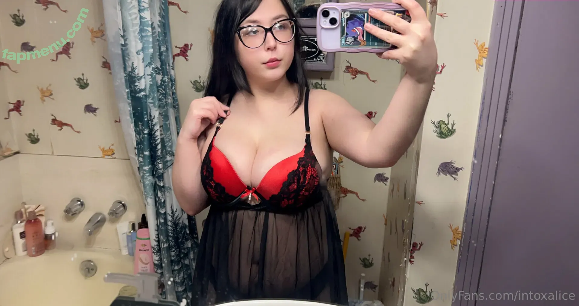 intoxalice nude photo #0051 (itztocaalice)