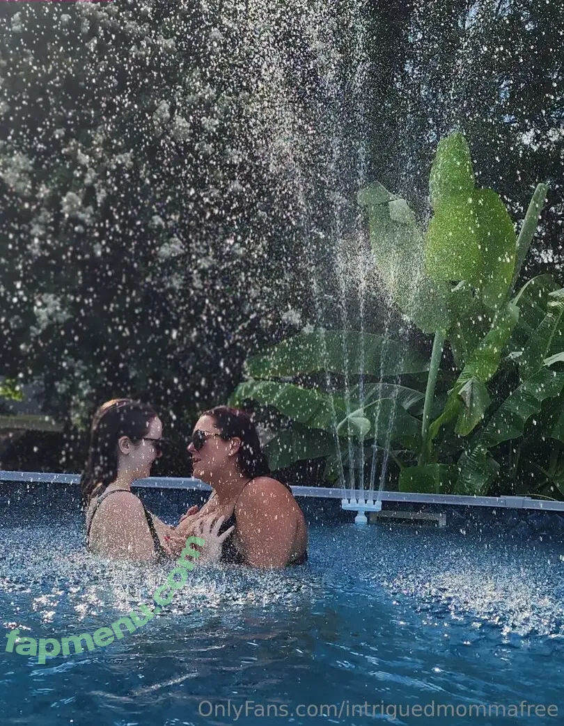 intriguedmommafree nude photo #0032 (intriguedmommafree)