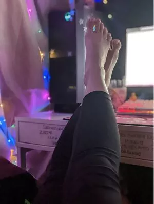 InvaderVie nude photo #0096