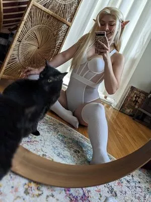 InvaderVie nude photo #0213