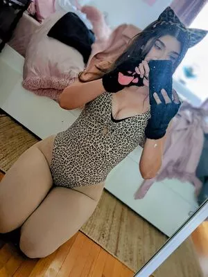 InvaderVie nude photo #0225