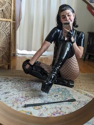 InvaderVie nude photo #0238