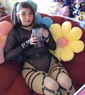 InvaderVie nude photo #0374